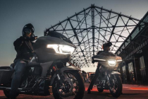 Ra mắt Harley-Davidson CVO Road Glide và Street Glide 2023 hoàn toàn mới