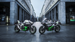 Kawasaki Ninja 7 và Z7 hybrid 2024 đã chính thức ra mắt thị trường với giá dễ tiếp cận