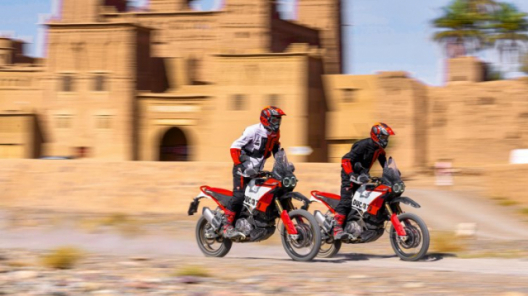 DesertX Rally ra mắt tại Ấn Độ - Chiếc mô tô địa hình hiệu suất cao của Ducati